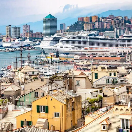 Oparavisegenova Apartament *